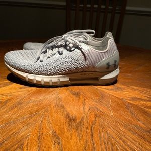 Grey, memory foam insole, under armor tennis shoes